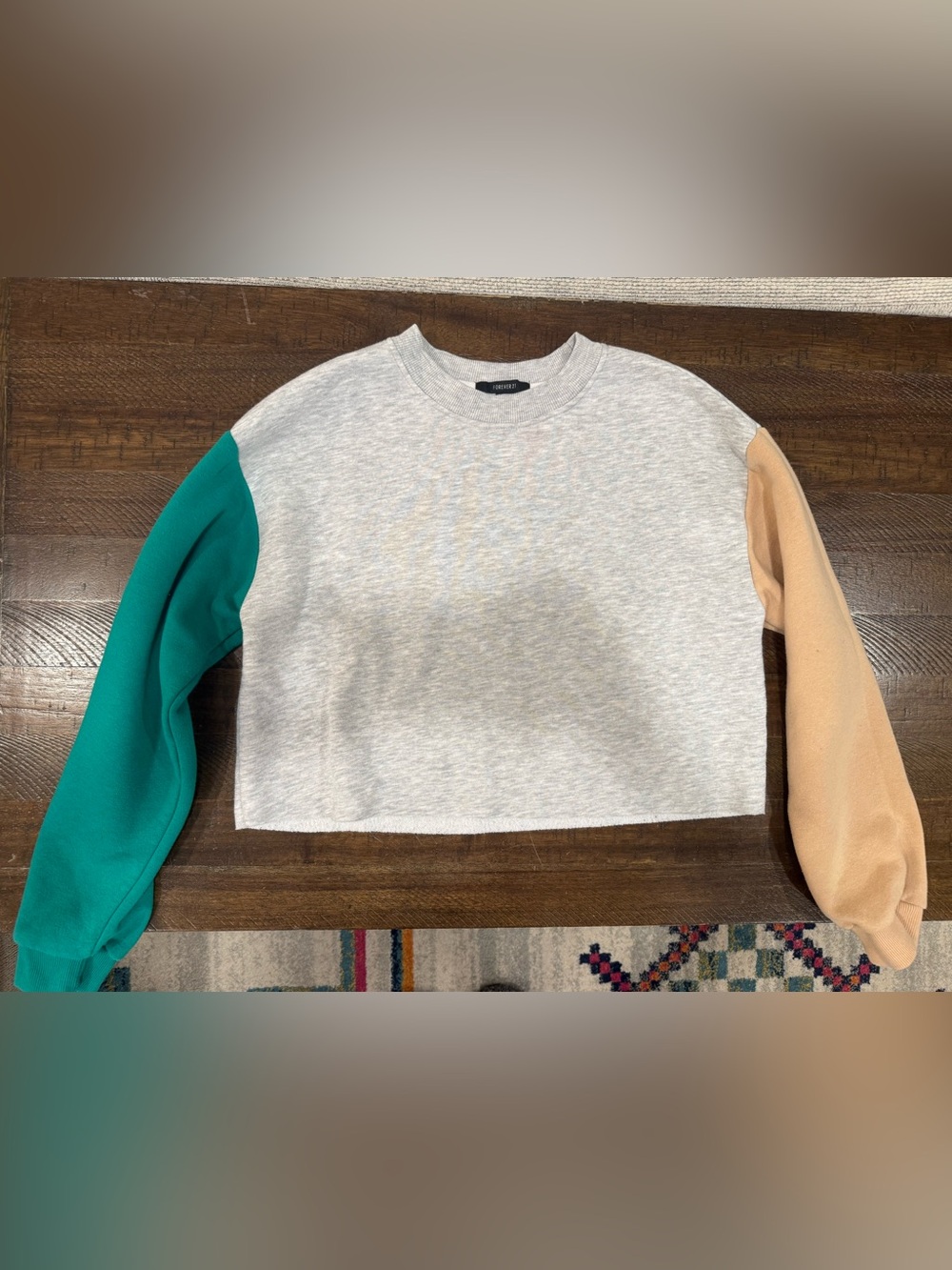 Women’s Forever 21 Cropped Sweatshirt - Size Small